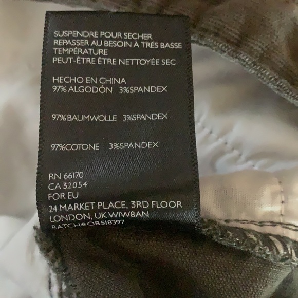 🌈 3/$20 URBAN Outfitters BDG brown corduroy mini skirt - Picture 6 of 7